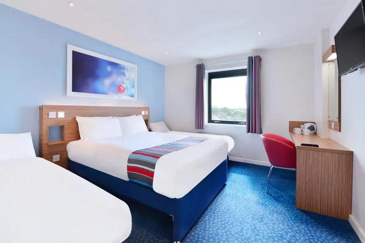 Travelodge London Feltham Zewnętrze zdjęcie