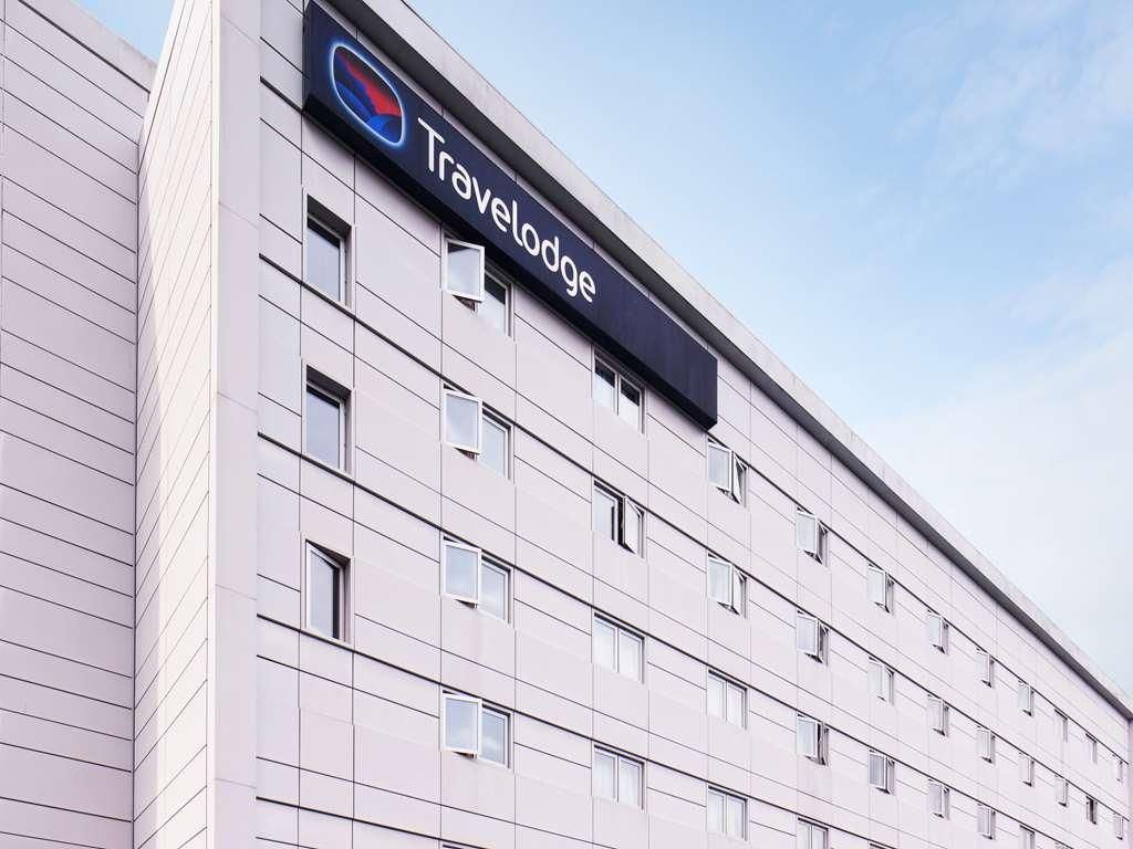 Travelodge London Feltham Zewnętrze zdjęcie