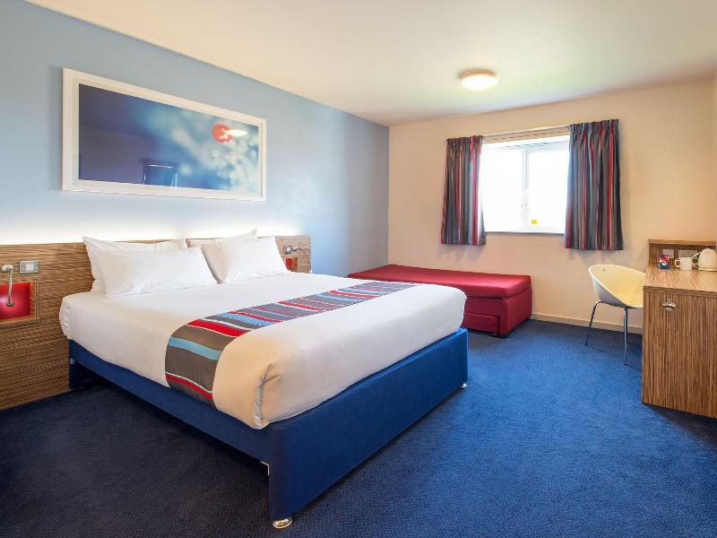 Travelodge London Feltham Zewnętrze zdjęcie