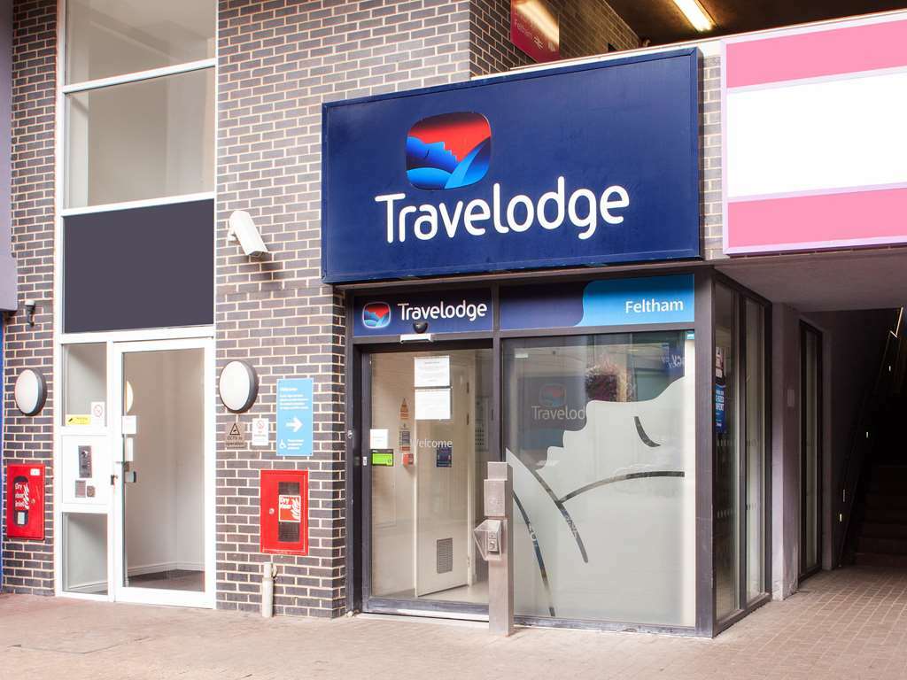 Travelodge London Feltham Zewnętrze zdjęcie