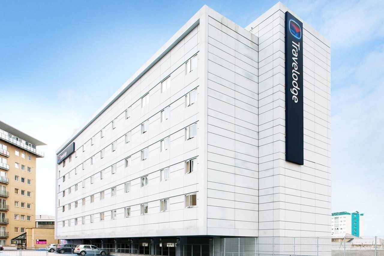Travelodge London Feltham Zewnętrze zdjęcie